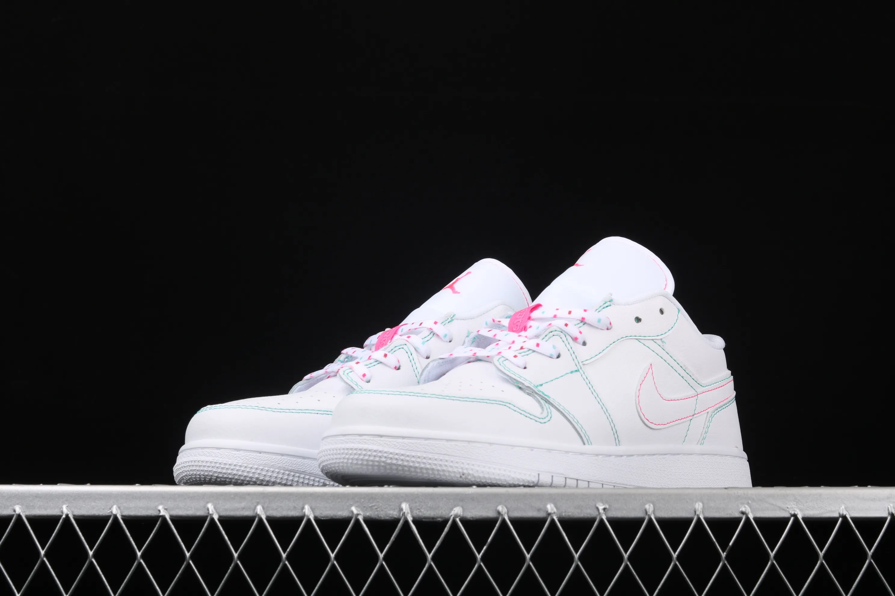 All categories Air Jordan Jordan series basketball shoes Air Jordan 1 Low Air Jordan 1 Low Shadow AJ1 Joe 1 pink line low-top cultural and leisure sports sneakers 554723-101